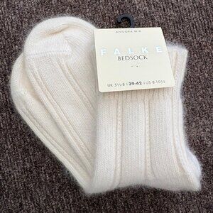 FALKE Germany ANGORA Blend Women's IVORY Bed Socks NEW with Tags!